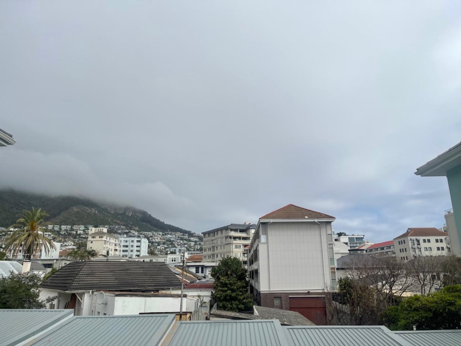 2 Bedroom Property for Sale in Sea Point Western Cape